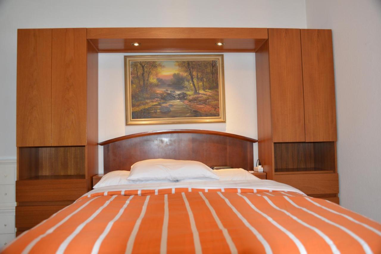Kindsbach Mountain View Rooms מראה חיצוני תמונה
